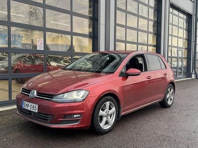 Käytetty 2014 VW Golf VII Highline Viistoperä | 13 950 € (Perustarjous)