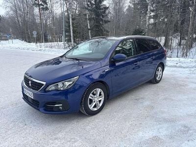 Käytetty Peugeot 308 SW Style 131 HP (96 kW) 2020 Farmari