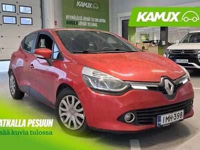 Käytetty Renault Clio IV 90 HP (66 kW) 2015 Punainen Sedan