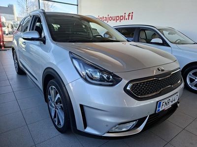Käytetty Kia Niro 105 HP (77 kW) 2020 Hopea Katumaasturi