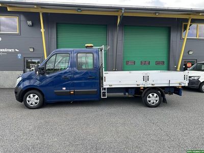 Nissan NV400