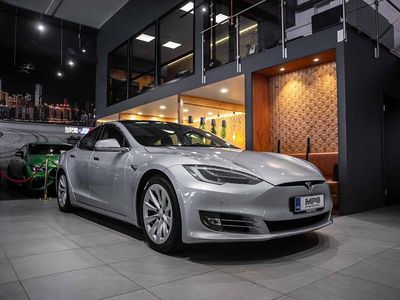 Harmaa Käytetty 2018 Tesla Model S Viistoperä | 27 790 €