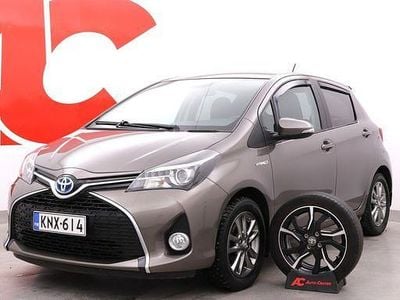 Käytetty Toyota Yaris Style 72 HP (52 kW) 2016 Harmaa Viistoperä