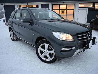 Käytetty Mercedes ML250 Business 204 HP (150 kW) 2012 Katumaasturi