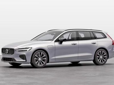 Uusi 2025 Volvo V60 Performance Farmari | 57 900 €