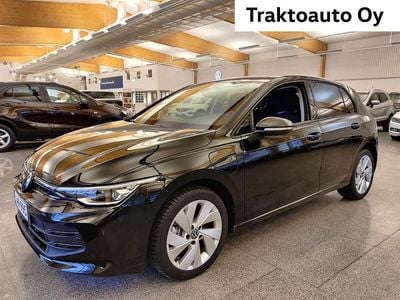 Käytetty VW Golf VIII Comfortline 204 HP (150 kW) 2025 Musta Viistoperä