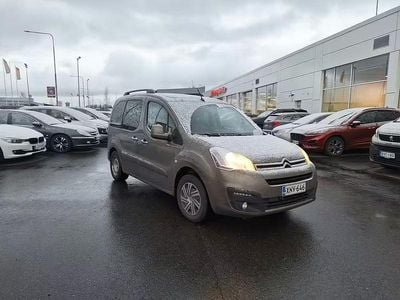 Käytetty Citroën Berlingo Feel 99 HP (72 kW) 2017 Tila-auto