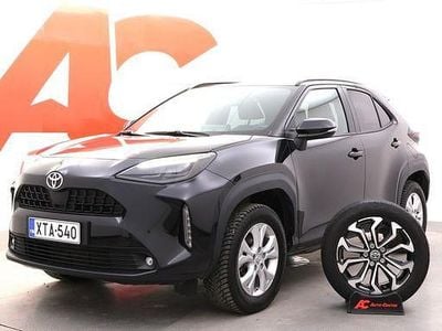 Käytetty Toyota Yaris Cross 116 HP (85 kW) 2024 209 night sky black Katumaasturi