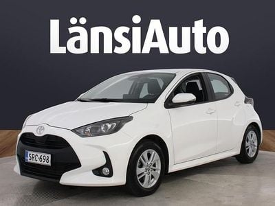 Valkoinen Käytetty 2024 Toyota Yaris Hybrid Viistoperä | 20 740 € (Supertarjous)