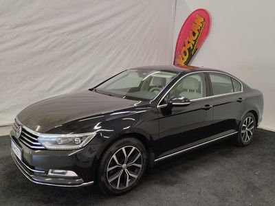 Käytetty 2015 VW Passat Highline Sedan | 14 570 € (Hieman kallis)