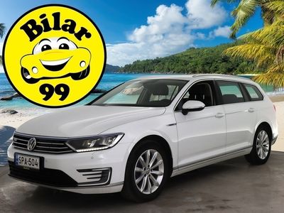 käytetty VW Passat Variant GTE Plug-In Hybrid 160 kW (218 hv) DSG-aut *ACC / Koukku / P.kamera / Nahka-alcantara / Juuri katsastettu & huollettu!* - *OSTA NYT, MAKSA KESÄKUUSSA!* -