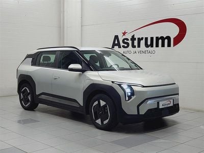 Uusi 2025 Kia EV3 Katumaasturi | 43 560 € (Hieman kallis)