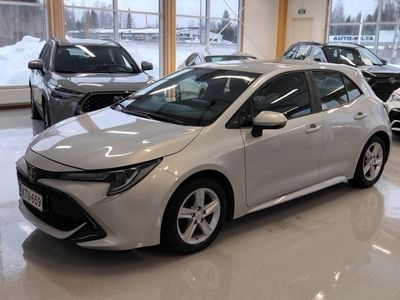 käytetty Toyota Corolla Hatchback 1,2 T Active - MERKKIHUOLLETTU - Approved Turva 12kk