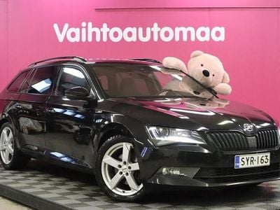 Käytetty 2019 Skoda Superb SportLine Farmari | 21 900 € (Hieman kallis)