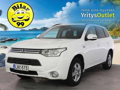 Käytetty 2015 Mitsubishi Outlander P-HEV Farmari | 7 900 €