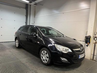 Käytetty 2011 Opel Astra Enjoy Farmari | 7 890 € (Perustarjous)
