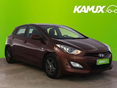 Käytetty Hyundai i30 Classic 99 HP (72 kW) 2012 Ruskea Sedan