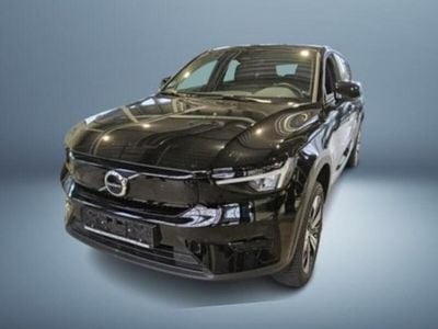 Musta Käytetty 2023 Volvo C40 Plus Katumaasturi | 37 880 € (Perustarjous)