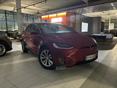 Käytetty Tesla Model X 386 kW (525 HP) 2017 Katumaasturi