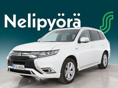 Käytetty Mitsubishi Outlander P-HEV Instyle 135 HP (99 kW) 2020 Katumaasturi