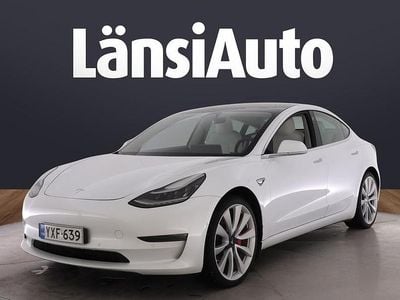 Valkoinen Käytetty 2020 Tesla Model 3 Performance Sedan | 24 400 € (Perustarjous)