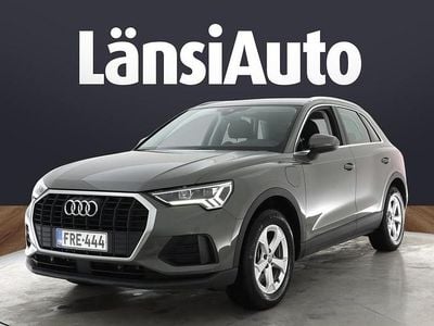 Käytetty Audi Q3 Business 245 HP (180 kW) 2021 Harmaa Katumaasturi