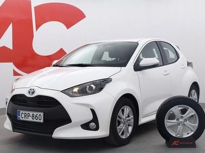 Käytetty Toyota Yaris Hybrid Active 116 HP (85 kW) 2023 Valkoinen Viistoperä