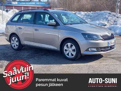 käytetty Skoda Fabia Combi 1,2 TSI 90 Ambition #Vak.nop.säädin #Vetokoukku #Aluvanteet kesärenkaissa