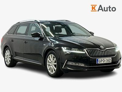 Käytetty Skoda Superb LAURIN & KLEMENT 156 HP (114 kW) 2020 Musta Farmari