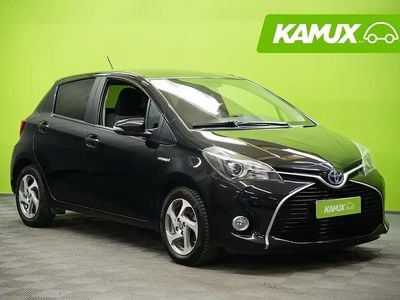 Musta Käytetty 2016 Toyota Yaris Hybrid Active Sedan | 13 900 € (Perustarjous)