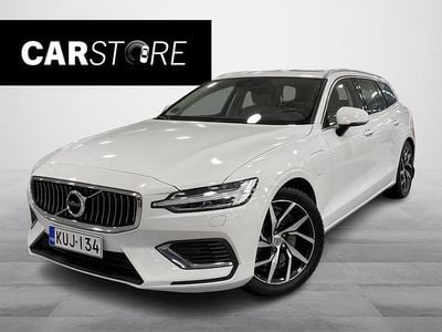 Käytetty 2021 Volvo V60 Business Edition Farmari | 33 380 € (Hieman kallis)