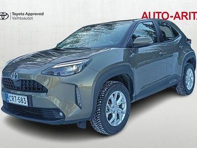 Käytetty Toyota Yaris Active 114 HP (83 kW) 2024 Ruskea (beige) Sedan