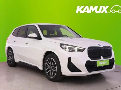 Valkoinen Käytetty 2023 BMW iX1 M Sport Katumaasturi | 41 880 € (Perustarjous)