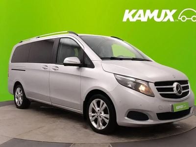 Hopea / harmaa Käytetty 2015 Mercedes V220 Tila-auto | 25 980 €