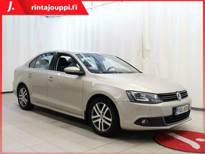 käytetty VW Jetta Highline 1,4 TSI 90 kW (122 hv) DSG