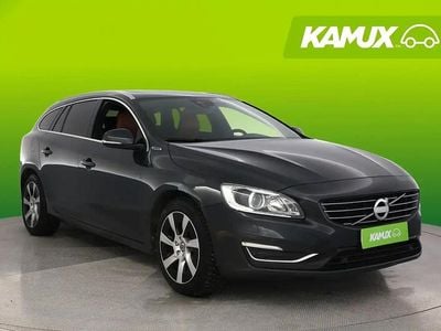 Käytetty Volvo V60 Summum 215 HP (158 kW) 2013 Hopea / harmaa Farmari