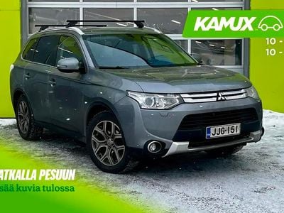 Hopea / harmaa Käytetty 2014 Mitsubishi Outlander Instyle Katumaasturi | 12 900 € (Perustarjous)