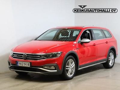 Käytetty VW Passat Alltrack Business 200 HP (147 kW) 2022 Punainen Farmari