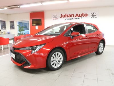 3u5 Käytetty 2022 Toyota Corolla Active Viistoperä | 21 900 € (Perustarjous)