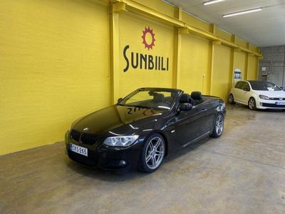 käytetty BMW 330 Cabriolet E93 LCI 245hv M-Sport Aut. + Xenon + Tutkat + Navi + Nahat + HiFi + BT-audio/puhelin Seuraava kats. 20.5.2024