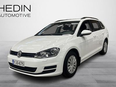 Valkoinen Käytetty 2017 VW Golf VII Farmari | 13 990 € (Hieman kallis)