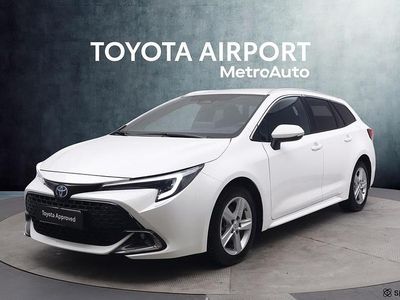 Valkoinen Käytetty 2023 Toyota Corolla Edition Farmari | 27 790 € (Perustarjous)