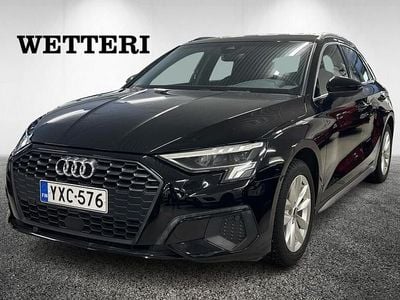 Musta Käytetty 2022 Audi A3 Sportback e-tron Business Viistoperä | 22 900 € (Perustarjous)