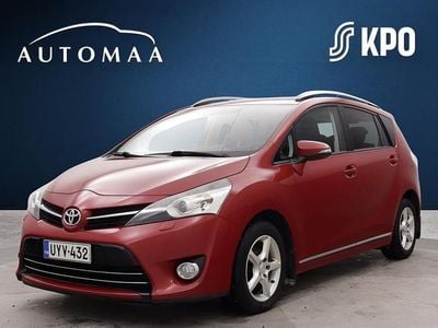 Käytetty Toyota Verso Active 112 HP (82 kW) 2014 Punainen Tila-auto