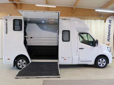 käytetty Renault Master 2.3 dCi UMELIGHT-4S Stuteri