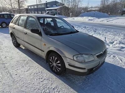 Käytetty Mazda 323F 2000