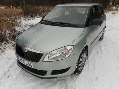 käytetty Skoda Fabia HB 1.4 16V Ambiente "LÖYTÖPIHALLA"