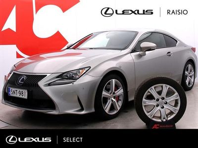 Käytetty Lexus RC300h Executive Line 181 HP (133 kW) 2016 Hopea Coupe - kaksiovinen