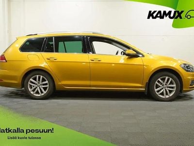 Keltainen / beige Käytetty 2018 VW Golf VII Highline Farmari | 19 990 € (Perustarjous)