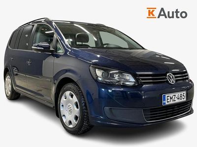 Käytetty VW Touran Comfortline 105 HP (77 kW) 2014 Sininen Tila-auto